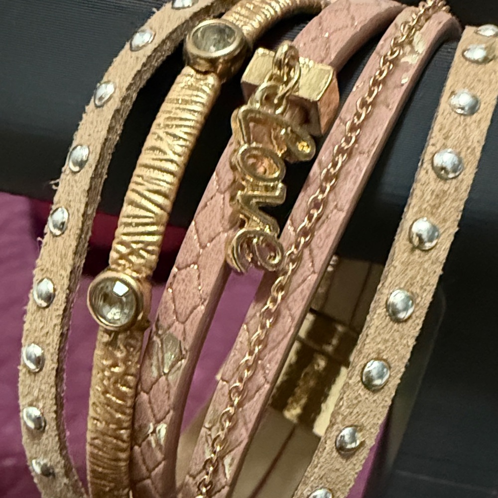 Bracelet and Tear Drop Earrings  Set - Picture 3 of 5